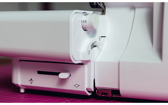 Brother Airflow 3000 Overlocker - Image 4