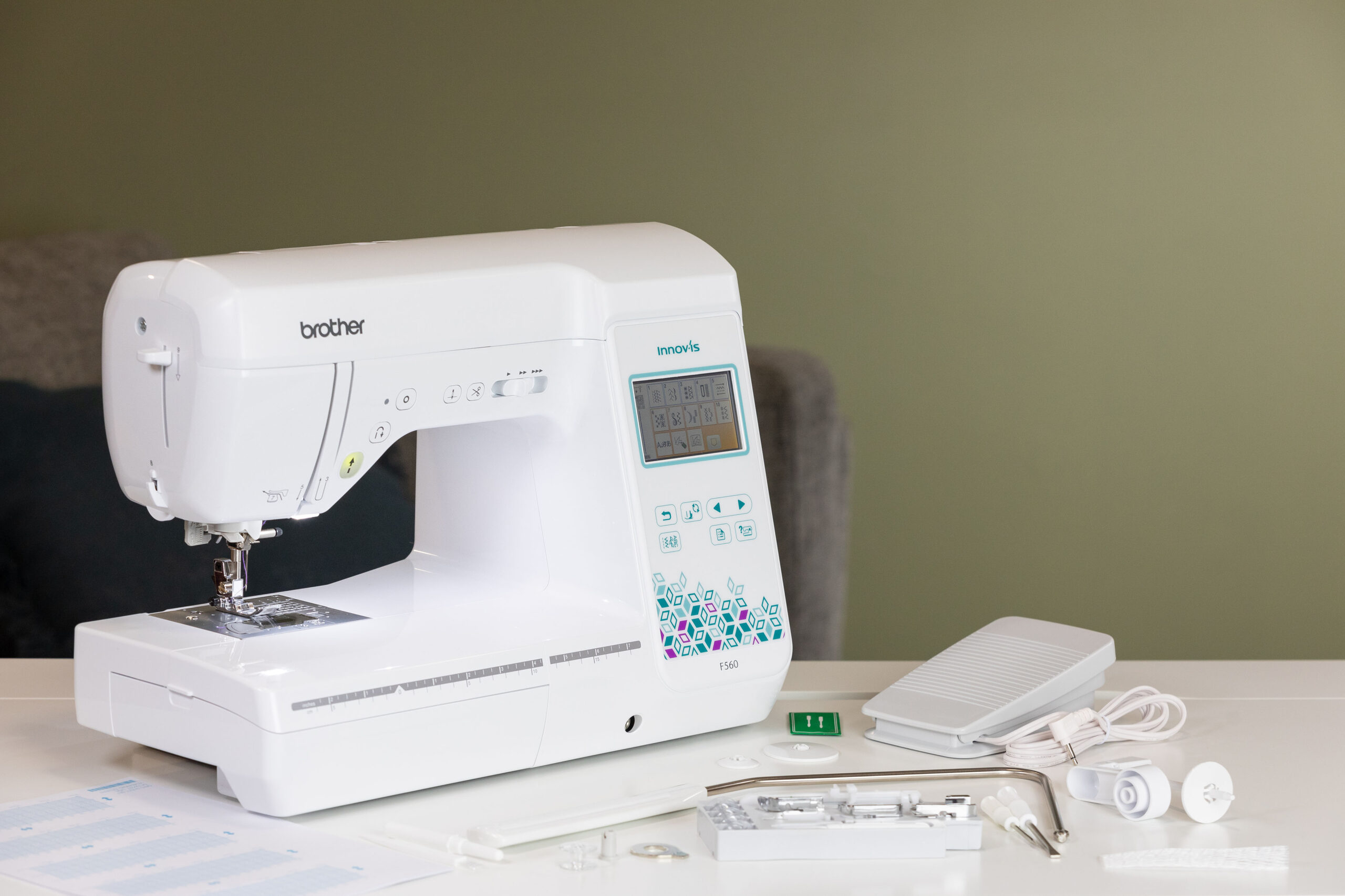 Brother Innov-is F560 Computerised Sewing Machine - Image 4
